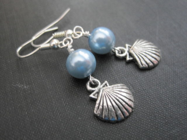 Blue Pearl Clam S Dangle Earrings Nautical Blue Pearl Clam S Dangle Earrings Nautical Vamps Jewelry Gothic Victorian
